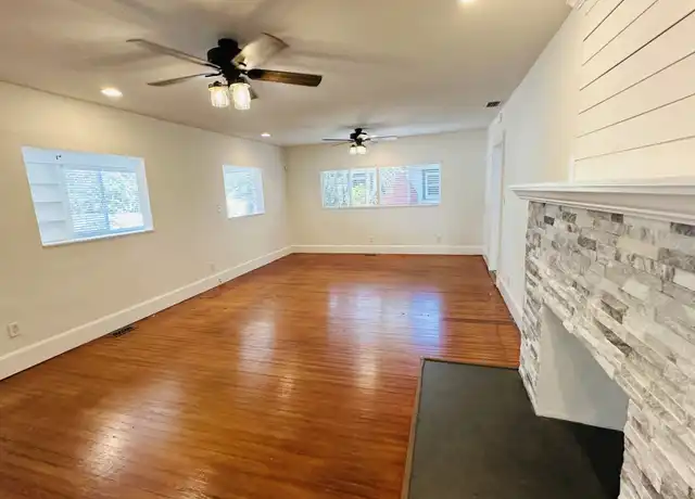 Property at 2230 6th Ave N, Saint Petersburg, FL, 33713, 3 beds, 2 baths, [object Object]
