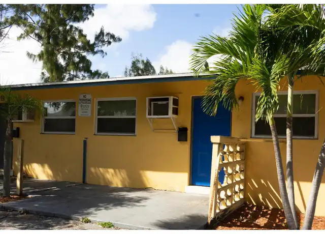 Property at 800 54th St Unit C, West Palm Beach, FL, 33407, 1 bed, 1 bath, [object Object]