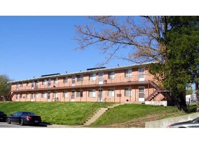 Property at 1301 N Oak St Unit 15, Rolla, MO, 65401, 1 bed, 1 bath, [object Object]