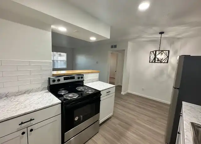 Property at 700 NW 17th St Unit Mesta 700/8, Oklahoma City, OK, 73103, 1 bed, 1 bath, [object Object]