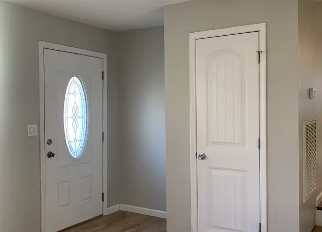Property at 9134 Westminister Circle Dr, Chattanooga, TN, 37416, 3 beds, 1 bath, [object Object]