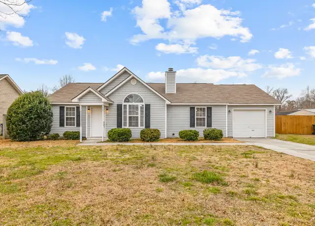 Property at 152 Settlers Cir, Jacksonville, NC, 28546, 3 beds, 2 baths, [object Object]