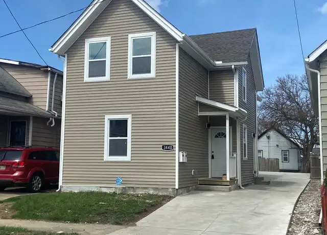 Property at 3440 Sackett Ave Unit DOWN, Cleveland, OH, 44109, 2 beds, 1 bath, [object Object]