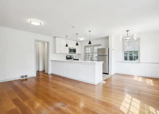 Property at 2920 Midvale Ave Unit 222, Philadelphia, PA, 19129, 2 beds, 1 bath, [object Object]