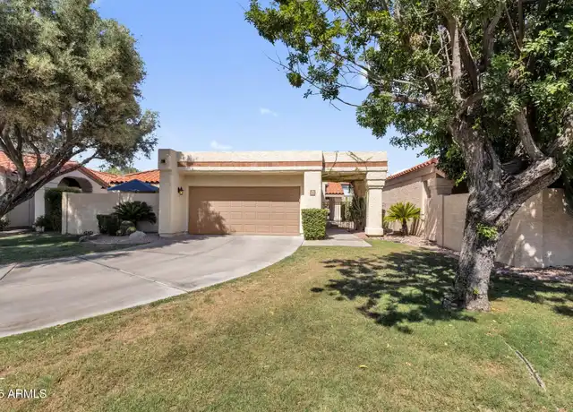Property at 10021 E Sunnyslope Ln, Scottsdale, AZ, 85258, 3 beds, 2 baths, [object Object]