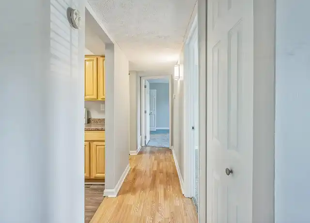 Property at Newberry Parc - 250 Olde English Ct, Louisville, KY, 40272, 2 beds, 2 baths, [object Object]