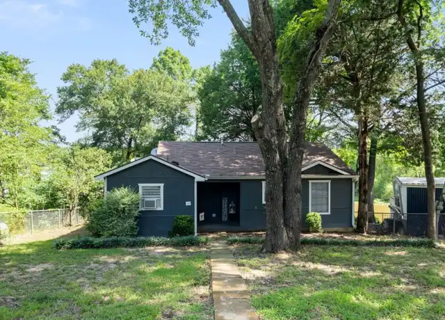 Property at 140 Lynn Creek Dr, Mabank, TX, 75156, 3 beds, 2 baths, [object Object]