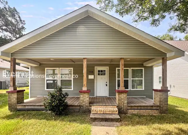 Property at 708 W Ashley St, Benton, AR, 72015, 2 beds, 1 bath, [object Object]