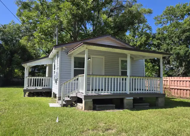 Property at 1610 W 29th St, Jacksonville, FL, 32209, 2 beds, 1 bath, [object Object]