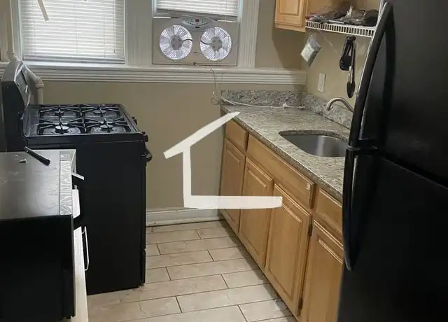 Property at 30 Sidlaw Rd, Boston, MA, 02135, 2 beds, 1 bath, [object Object]