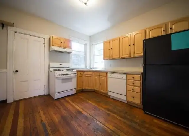 Property at 458 Centre St, Boston, MA, 02130, 6 beds, 2 baths, [object Object]