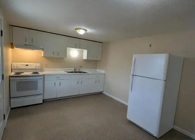 Property at 1075 Washington St, Attleboro, MA, 02703, 1 bed, 1 bath, [object Object]