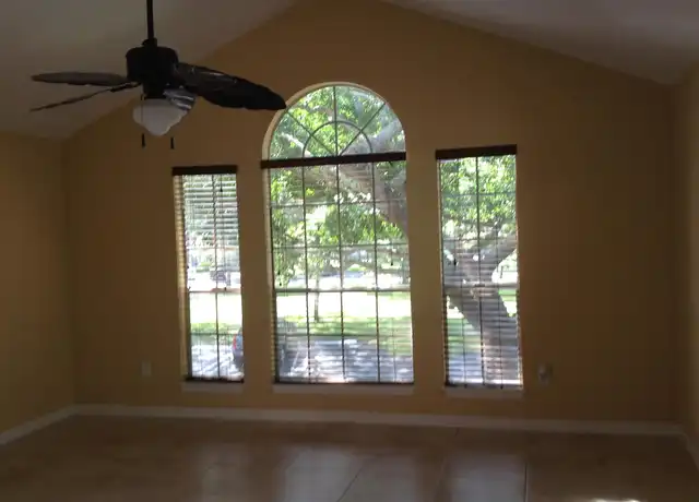 Property at 1275 Crystal Way Unit E, Delray Beach, FL, 33444, 1 bed, 1 bath, [object Object]
