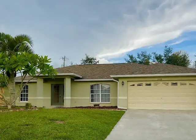 Property at 2928 SW 8th Pl, Cape Coral, FL, 33914, 3 beds, 2 baths, [object Object]