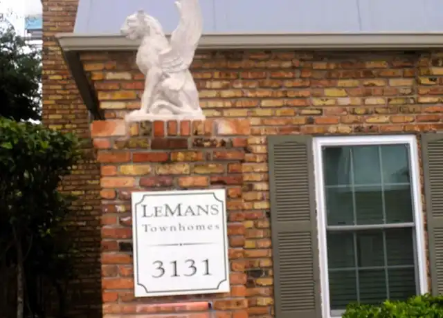 Property at 3131 Southwest Fwy Unit B23, Houston, TX, 77098, 2 beds, 1 bath, [object Object]