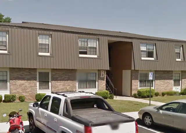 Property at 401 Dogwood Dr Unit 101, Hartford, AL, 36344, 1 bed, 1 bath, [object Object]