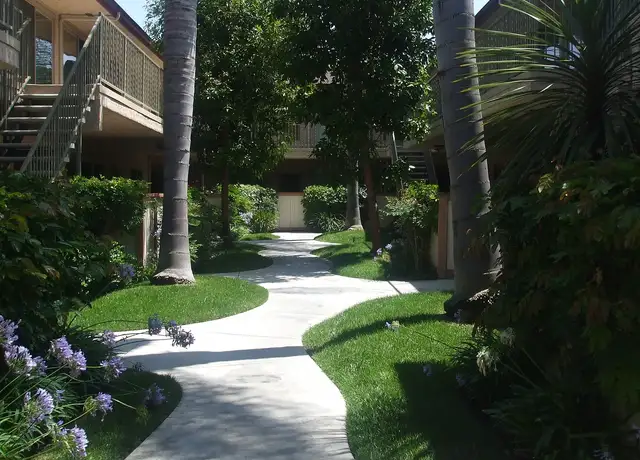 Photo of 4119 Levelside Ave, Lakewood, CA 90712