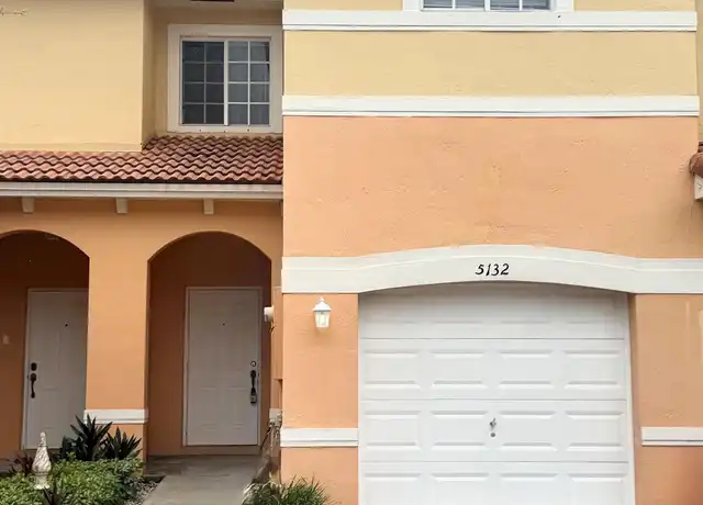 Property at 5132 SE Mariner Garden Cir Unit 67, Stuart, FL, 34997, 3 beds, 2.5 baths, [object Object]