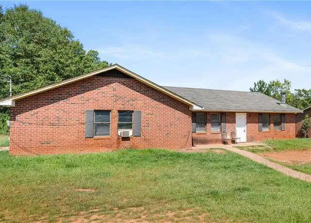 Property at 217 Tanglewood Dr Unit A, Monroe, GA, 30656, 2 beds, 1 bath, [object Object]