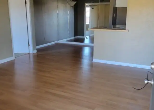 Property at 904 University Oaks Blvd #100, College Station, TX, 77840, 2 beds, 2 baths, [object Object]