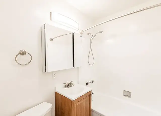 Photo of 525 N El Camino Real, San Mateo, CA 94401