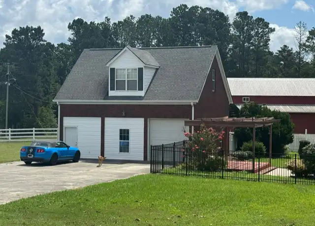Property at 691 Bear Creek Rd, Carrollton, GA, 30117, 1 bed, 1 bath, [object Object]