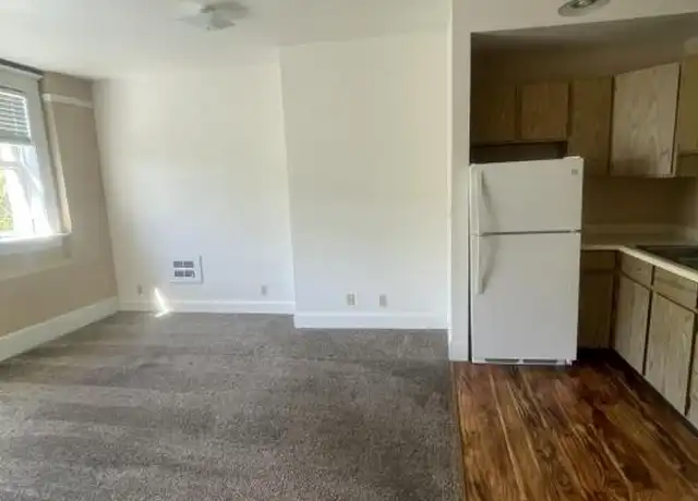 Property at 150 S 2nd St, Coos Bay, OR, 97420, 1 bed, 1 bath, [object Object]