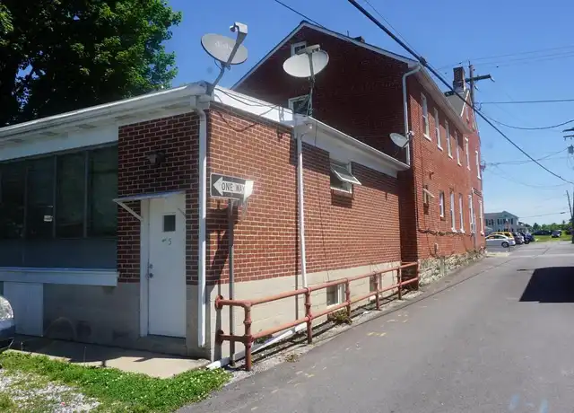 Property at 276 E Main St Unit 5, Westminster, MD, 21157, 1 bed, 1 bath, [object Object]