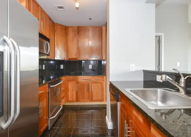 Property at 228 Gorge Rd Unit 07, Edgewater, NJ, 07020, 3 beds, 3 baths, [object Object]