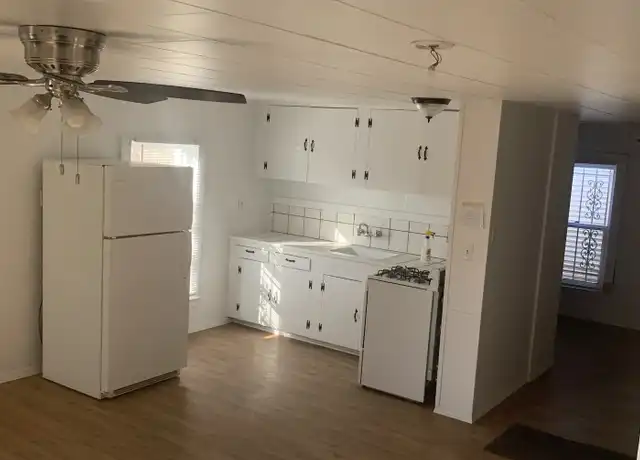 Property at 121 Princeton Dr SE, Albuquerque, NM, 87106, 3 beds, 2 baths, [object Object]