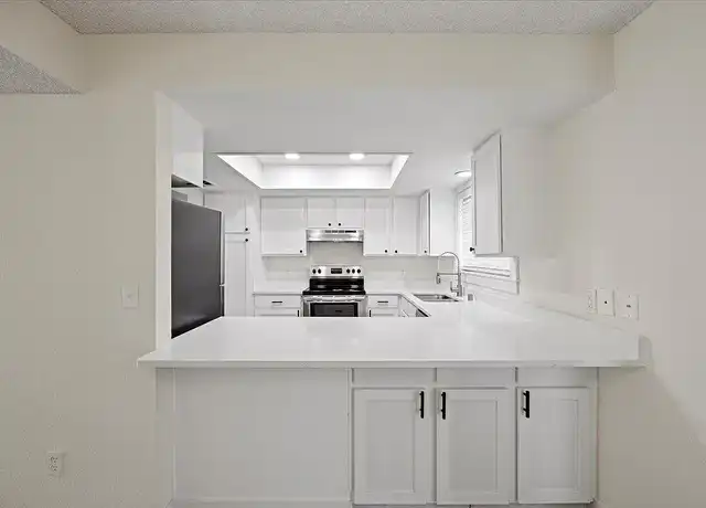 Property at Harper on Hood - 2360 Hood Ave, Richland, WA, 99354, 2 beds, 1 bath, [object Object]