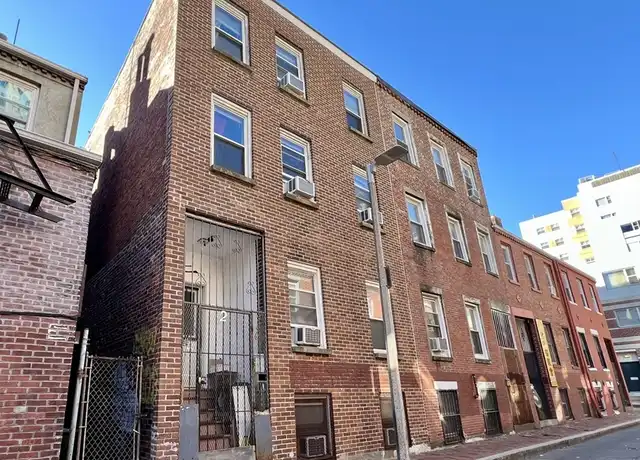 Property at 2 Johnny Ct Unit 3, Boston, MA, 02111, 2 beds, 1 bath, [object Object]