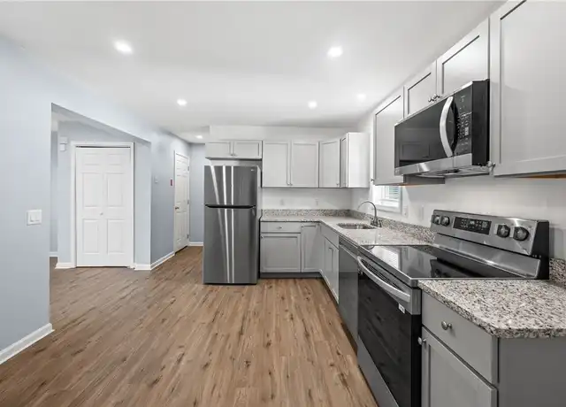 Property at 148 Chad Brown St Unit 148, Providence, RI, 02908, 3 beds, 1.5 baths, [object Object]