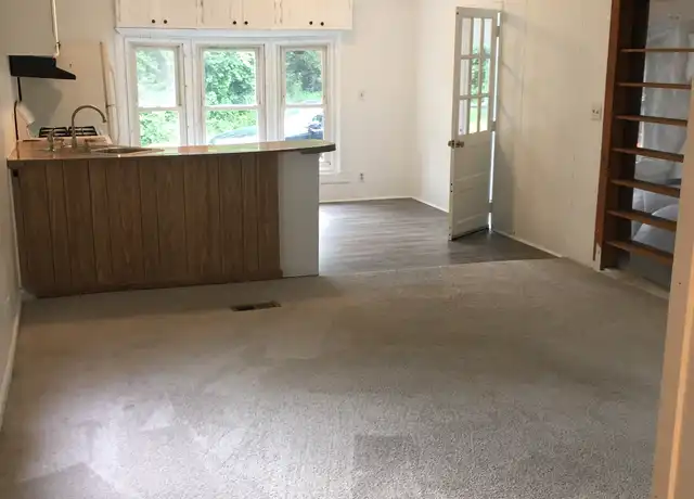 Property at 129 Armory Rd, Milford, NH, 03055, 3 beds, 1 bath, [object Object]