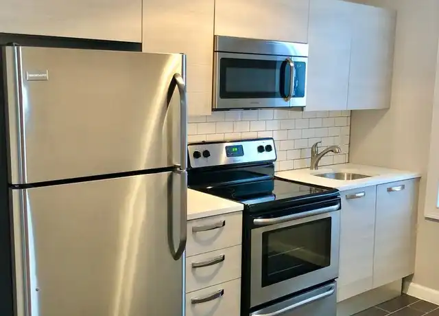 Property at 231 E North Ave, Baltimore, MD, 21202, 0 beds, 1 bath, [object Object]