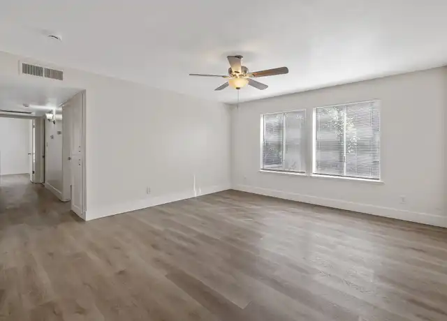 Property at 3515 W Campus Ave Unit 3515-5, Visalia, CA, 93277, 2 beds, 1 bath, [object Object]