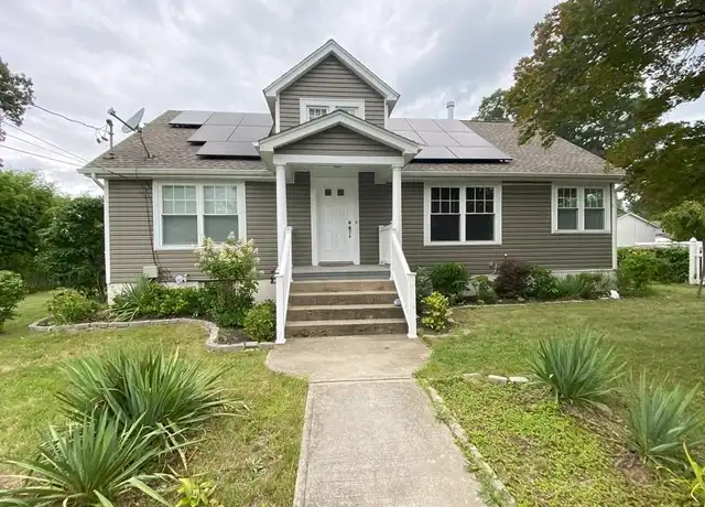 Property at 46 Central Dr, Nanuet, NY, 10954, 4 beds, 2 baths, [object Object]