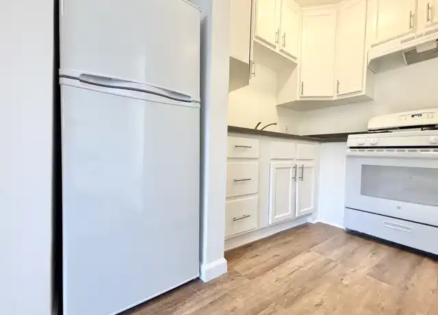 Property at 6635 Etiwanda Ave Unit 15, Reseda, CA, 91335, 0 beds, 1 bath, [object Object]