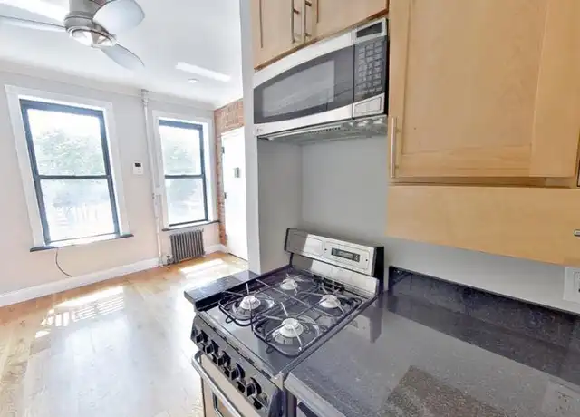 Property at 179 Essex St, New York, NY, 10002, 2 beds, 1 bath, [object Object]