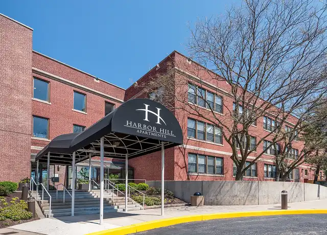 Property at Harbor Hill Apartments - 301 Warren Ave, Baltimore, MD, 21230, 1 bed, 1 bath, [object Object]