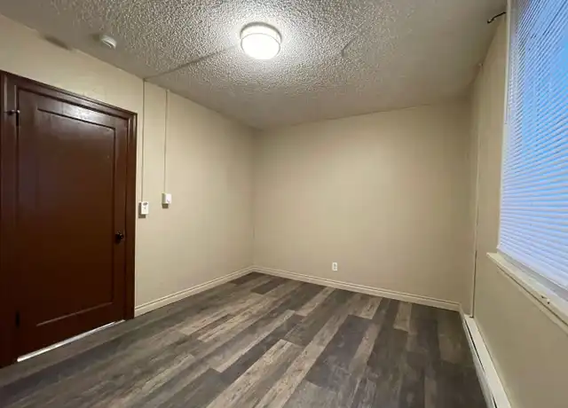 Property at 916 W Augusta Ave Unit 3, Spokane, WA, 99205, 1 bed, 1 bath, [object Object]