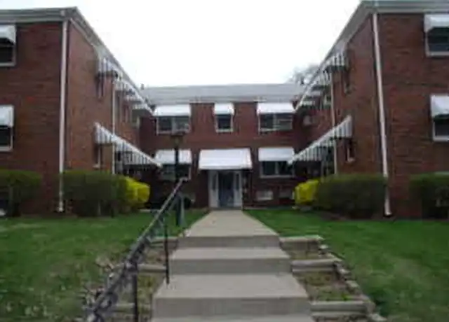 Property at 4728 Chicago St Unit 15, Omaha, NE, 68132, 1 bed, 1 bath, [object Object]