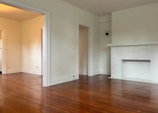 Property at 196 Crescent Ave Unit 31A, Buffalo, NY, 14214, 2 beds, 1 bath, [object Object]
