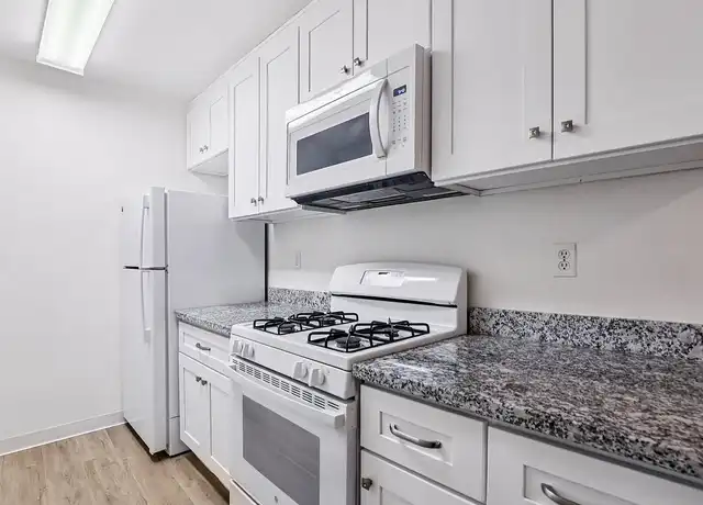 Property at Le Tournesol Apartments - 2640 Portage Bay E, Davis, CA, 95616, 2-3 beds, 1.5-2 baths, [object Object]