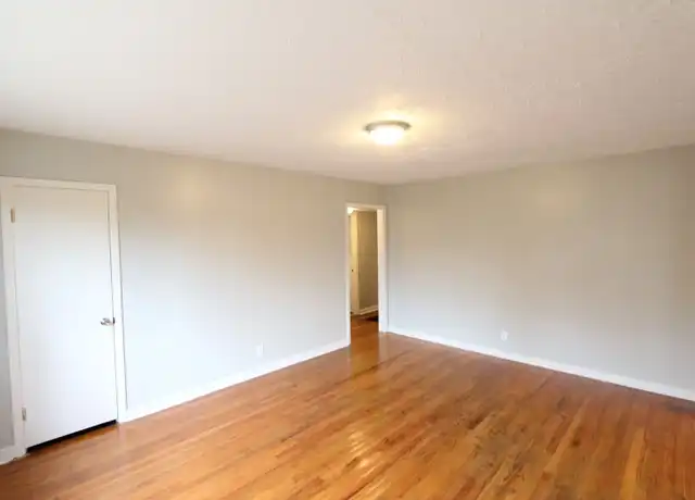Property at 816 Vanderbilt St, Birmingham, AL, 35206, 3 beds, 1 bath, [object Object]