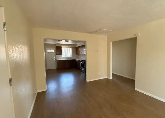 Property at 4415 N 8th Ave Unit 4415-01, Phoenix, AZ, 85013, 2 beds, 1.5 baths, [object Object]