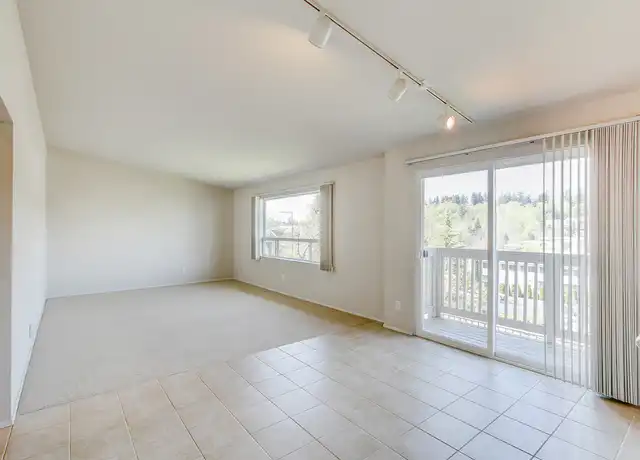 Property at 3015 81st Pl SE Unit 205, Mercer Island, WA, 98040, 2 beds, 1 bath, [object Object]