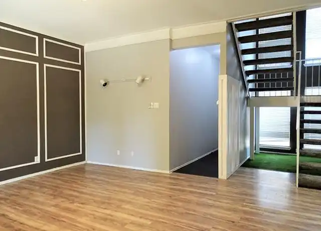 Property at 2252 Jackson Cir, Carrollton, TX, 75006, 2 beds, 2.5 baths, [object Object]