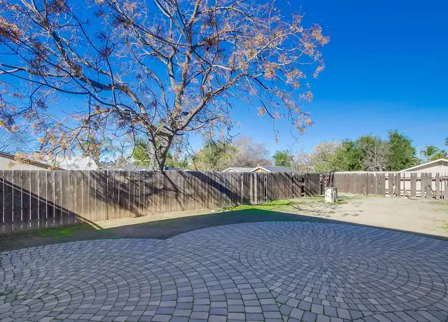 Photo of 738 S Orange Ave, El Cajon, CA 92020