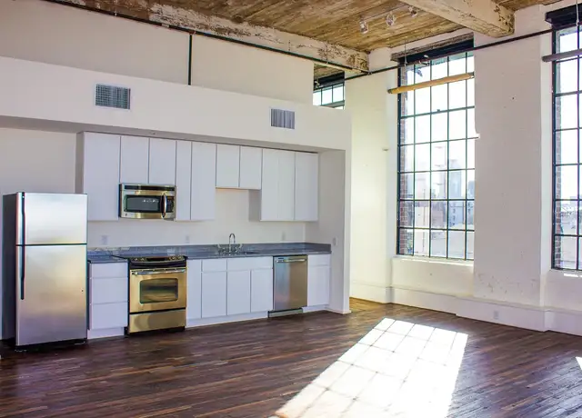 Photo of 511 Marigny St, New Orleans, LA 70117